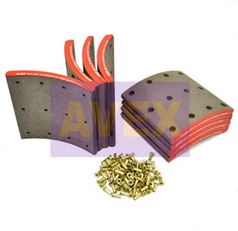 Накладки гальм. з заклепками std 19938 18.2-13.5 (410x175)(93683 /l8 112)