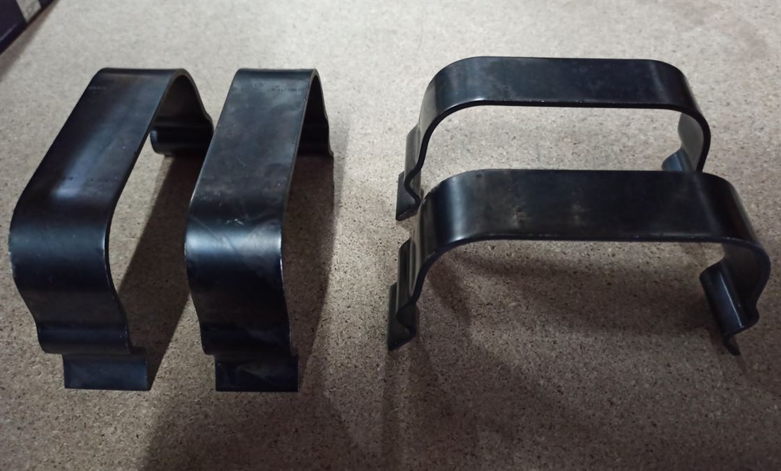 Скоба гальмівних колодок