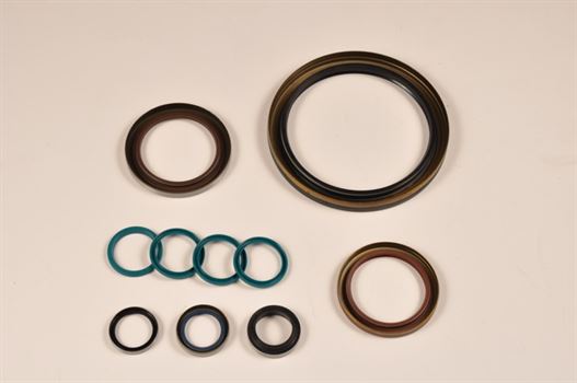 Комплект сальников КПП/1315298002