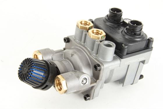 Клапан тормозной пневмосистемы