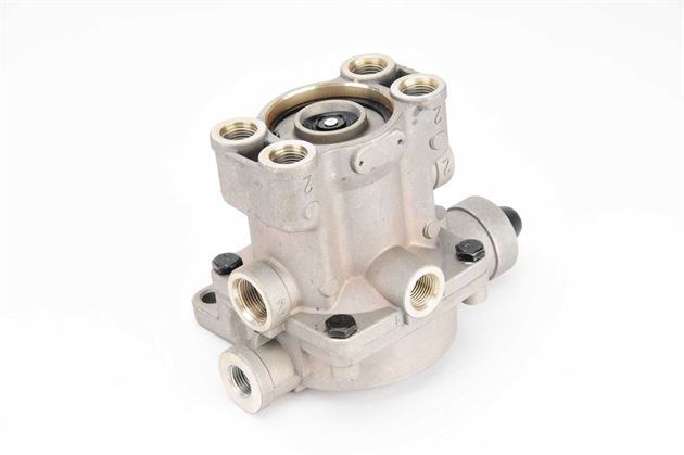 Клапан прицепа тормозной