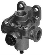 Клапан гальмівний пневмосистеми