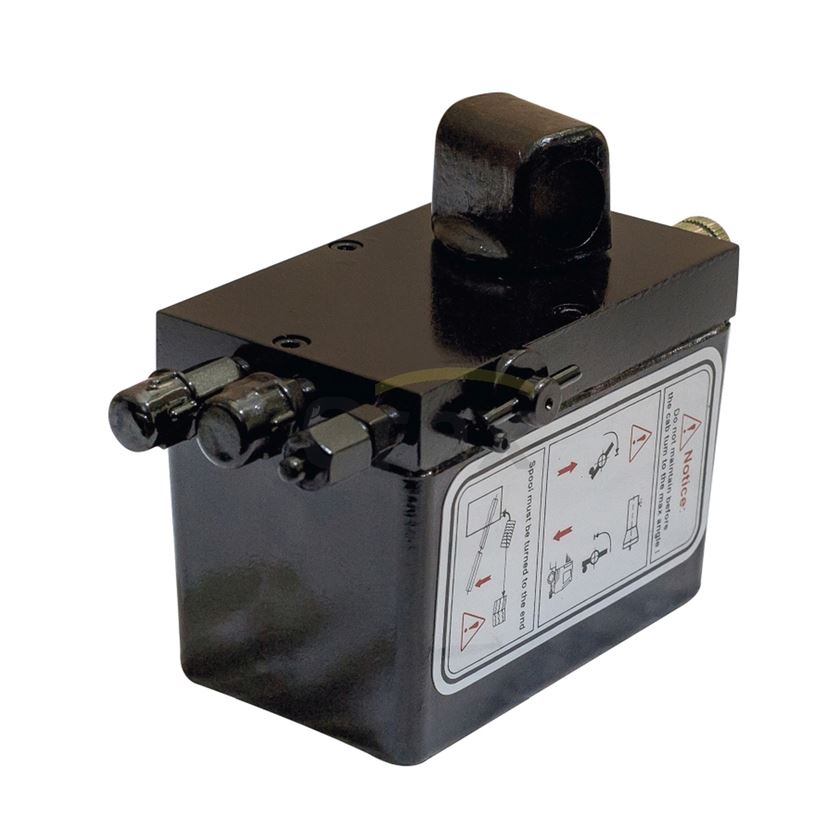 Насос подьема кабины