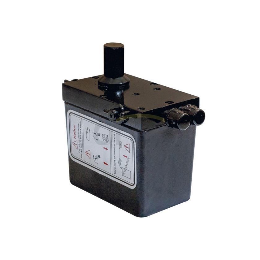 Насос подьема кабины